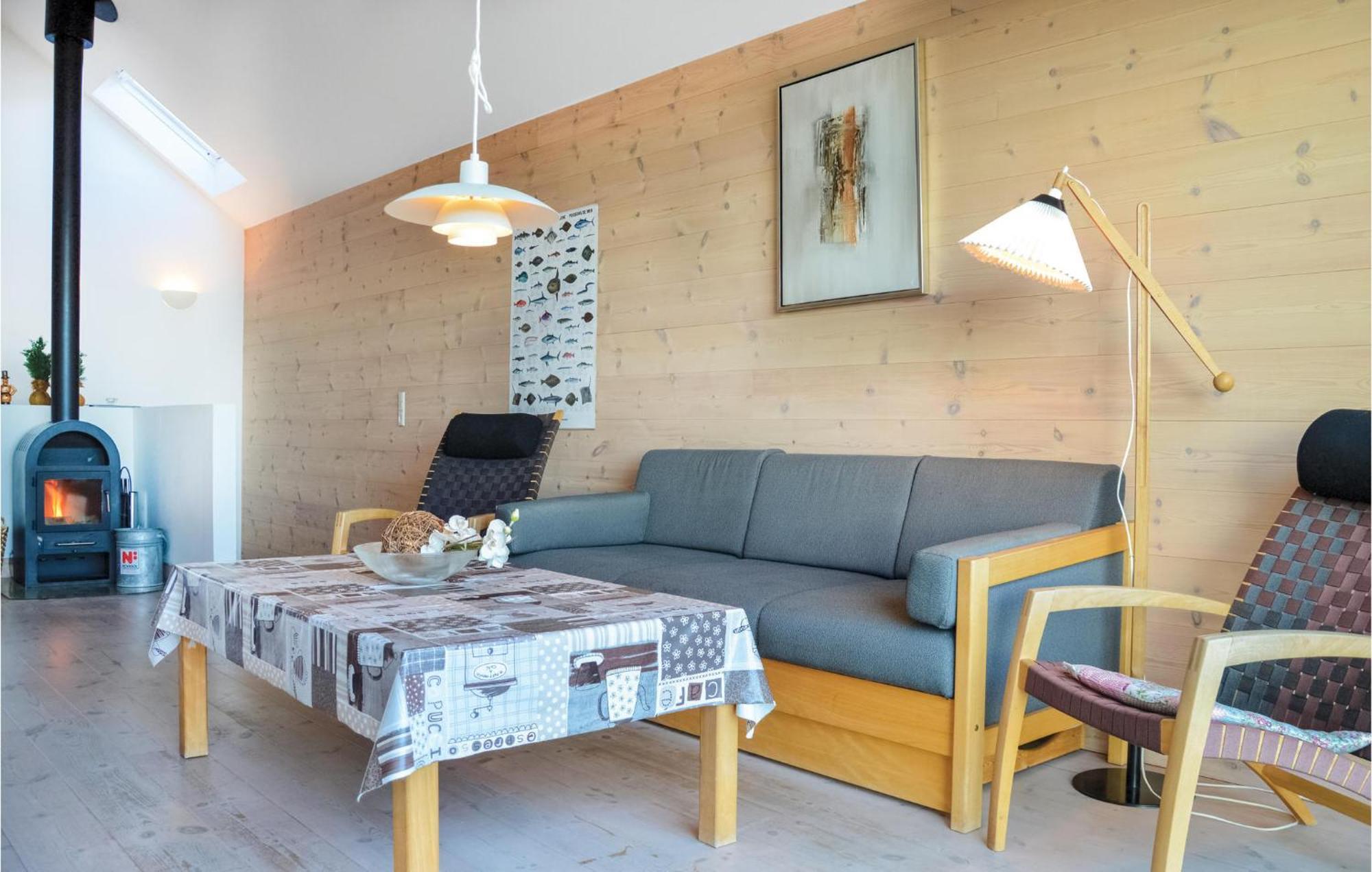 2 Bedroom Gorgeous Home In Hvide Sande Esterno foto